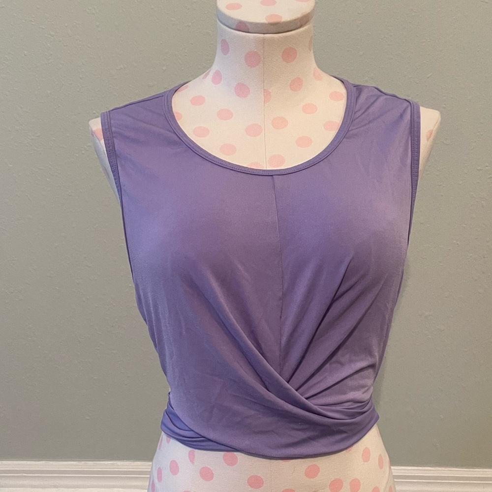 NWOT Fabletics XL lavender sports crop top
